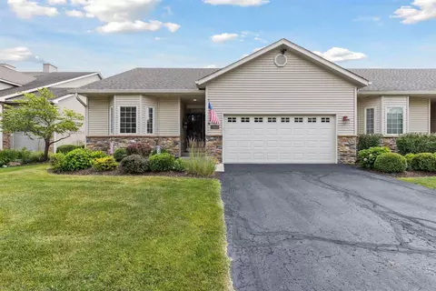 5963 Fox Basin Rd #7, Rockford, IL 61108