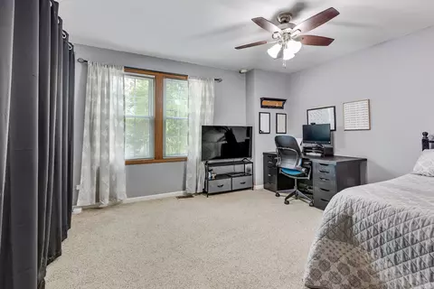 4549 Opal Dr, Hoffman Estates, IL 60192 photo 15