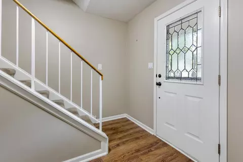 4549 Opal Dr, Hoffman Estates, IL 60192 photo 3