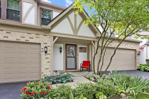 4549 Opal Dr, Hoffman Estates, IL 60192 photo 2
