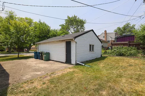 2 N Maple Ct, Addison, IL 60101 photo 23
