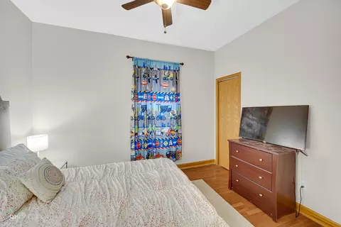 73 E 101st St, Chicago, IL 60628 photo 5