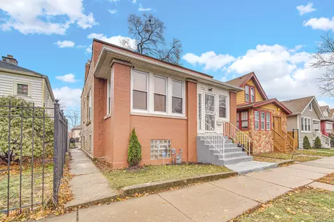 73 E 101st St, Chicago, IL 60628