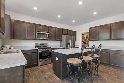 1803 Cashel Ln, Mchenry, IL 60050 photo 5