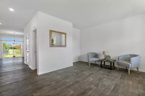 1803 Cashel Ln, Mchenry, IL 60050 photo 3