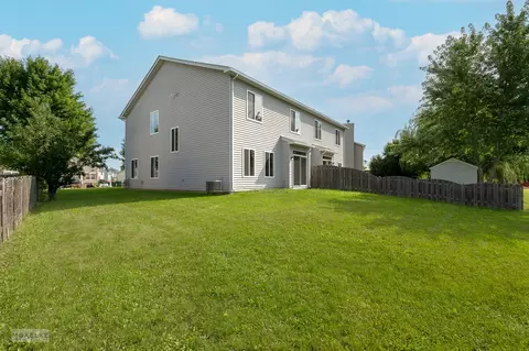 4212 Dillon St, Plano, IL 60545 photo 4