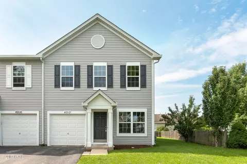 4212 Dillon St, Plano, IL 60545 photo 2