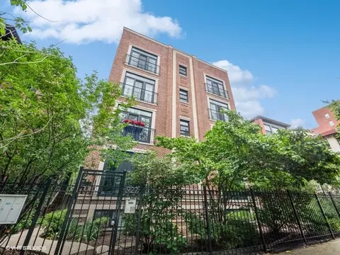 927 W Agatite Ave #2S, Chicago, IL 60640