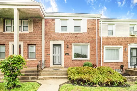 9626 S Jeffery Ave, Chicago, IL 60617