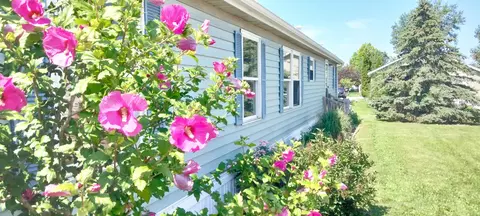 28 Saint Peters Dr, Bourbonnais, IL 60914