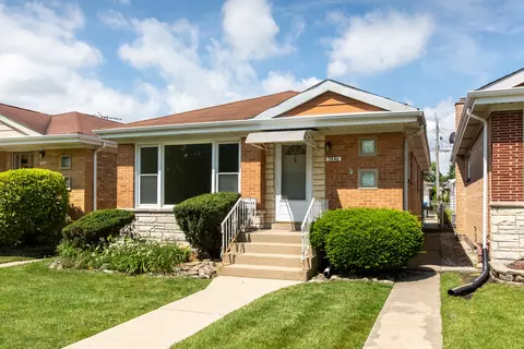 7446 N Oconto Ave, Chicago, IL 60631