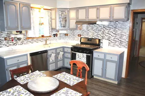 1014 E Irving Park Rd, Itasca, IL 60143 photo 4