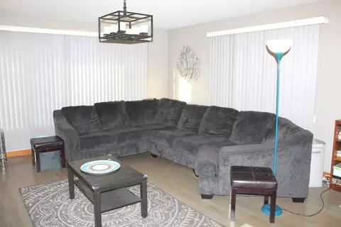 1014 E Irving Park Rd, Itasca, IL 60143 photo 9