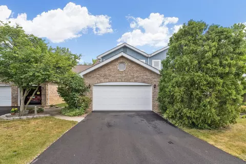 17388 Brook Crossing Ln, Orland Park, IL 60467