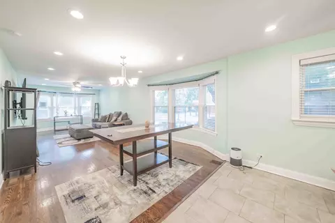 700 E 91st Pl, Chicago, IL 60619 photo 9