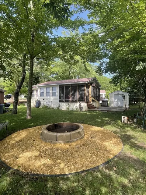 255 Woodhaven Lks, Sublette, IL 61367