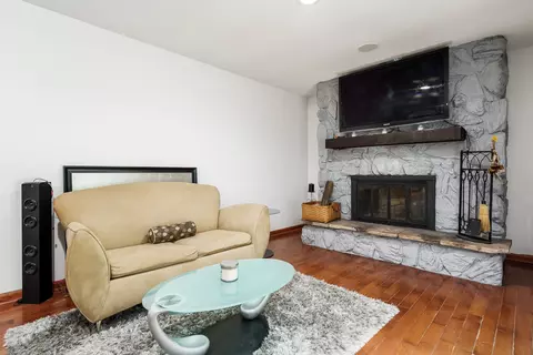 8393 Mark Dr, Roscoe, IL 61073 photo 22