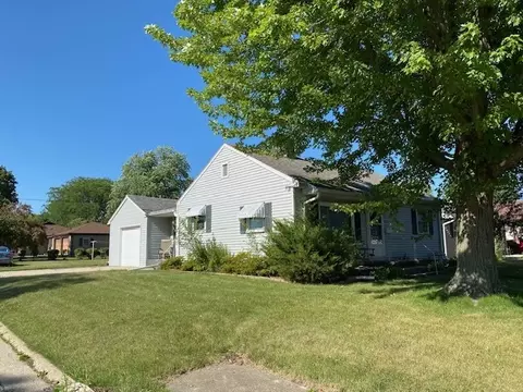 2333 8th St, Peru, IL 61354 photo 2