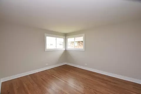 680 S Westgate Rd, Des Plaines, IL 60016 photo 15