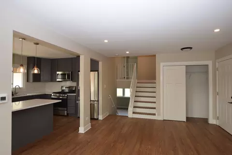 680 S Westgate Rd, Des Plaines, IL 60016 photo 11