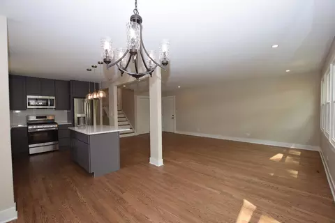 680 S Westgate Rd, Des Plaines, IL 60016 photo 10