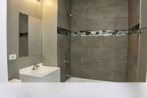 11251 S Vernon Ave, Chicago, IL 60628 photo 16