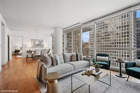 250 E Pearson St #1104, Chicago, IL 60611 photo 2