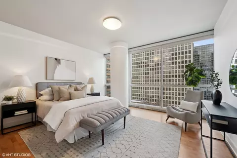 250 E Pearson St #1104, Chicago, IL 60611 photo 11
