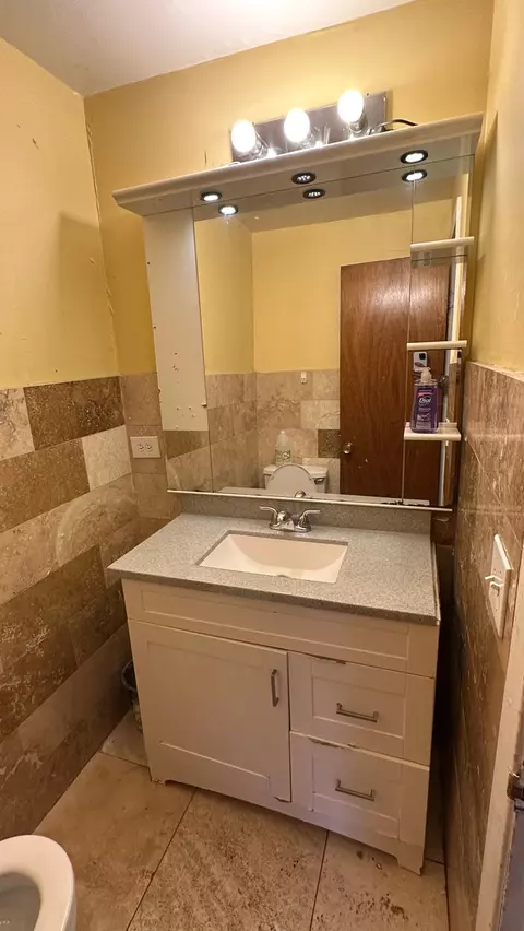 8939 Robin Dr #B, Des Plaines, IL 60016 photo 21