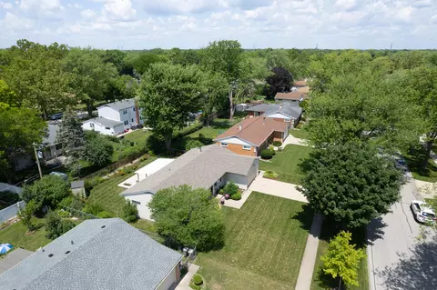 1150 Clark Ln, Des Plaines, IL 60016 photo 31