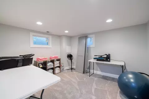 1150 Clark Ln, Des Plaines, IL 60016 photo 21