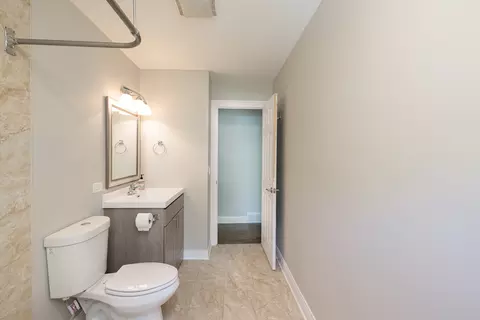 1150 Clark Ln, Des Plaines, IL 60016 photo 16