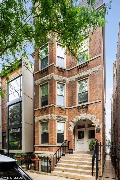 1032 N Marshfield Ave #3F, Chicago, IL 60622