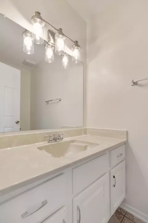 829 N Dovington Dr, Hoffman Estates, IL 60169 photo 9