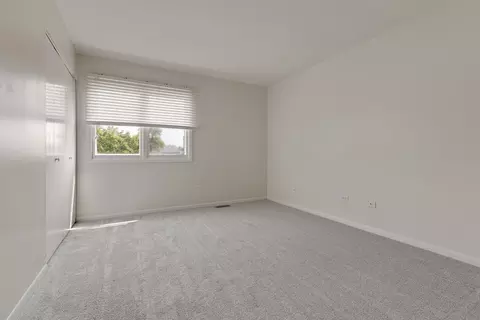 829 N Dovington Dr, Hoffman Estates, IL 60169 photo 20