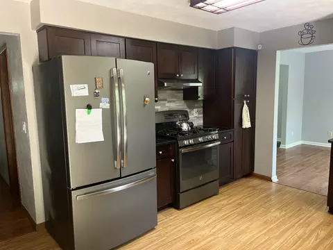 10568 Palace Ct, Roscoe, IL 61073 photo 9