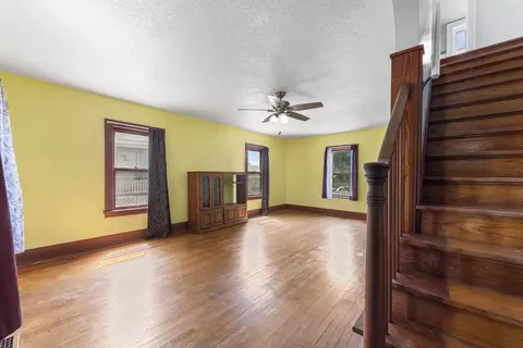 274 W Bourbonnais St, Kankakee, IL 60901 photo 3