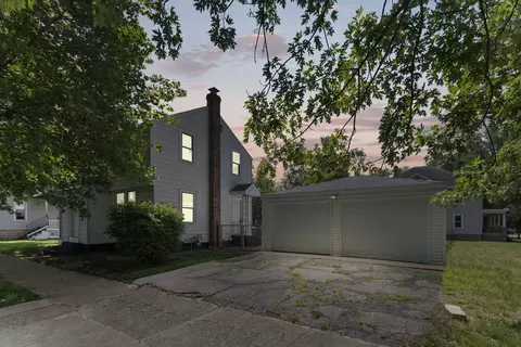 274 W Bourbonnais St, Kankakee, IL 60901