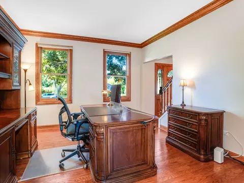 145 E Gilbert Rd, Palatine, IL 60067 photo 9