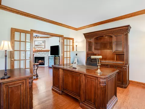 145 E Gilbert Rd, Palatine, IL 60067 photo 8