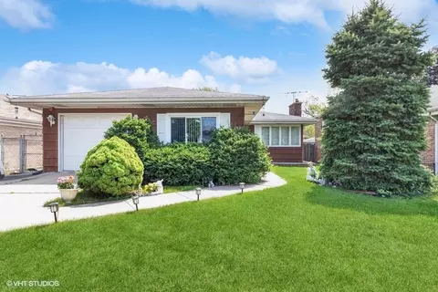 1341 Burnham Ave, Calumet City, IL 60409