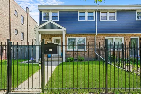1731 N Harding Ave, Chicago, IL 60647
