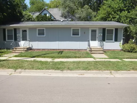 5305 Garden Plain Ave, Loves Park, IL 61111