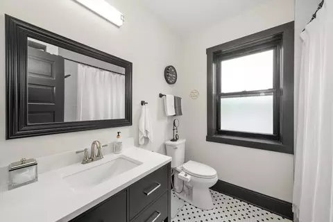 6411 Sinclair Ave, Berwyn, IL 60402 photo 36