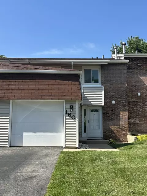 160 Roberts Rd, Bolingbrook, IL 60440