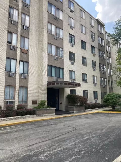 9740 S Pulaski Rd #609, Oak Lawn, IL 60453