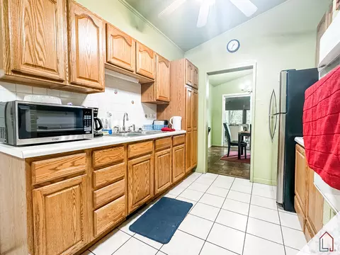 7 Warwick Ct, Park Forest, IL 60466 photo 5