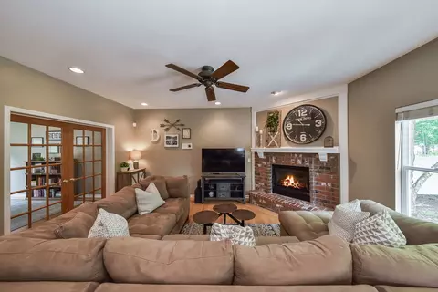 5105 Brighton Ln, Plainfield, IL 60586 photo 13