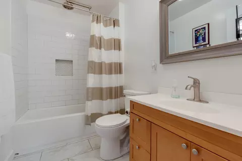 112 Croyden St, Spring Grove, IL 60081 photo 10
