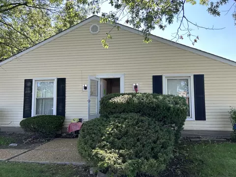 1206 Williamsburg Rd, Country Club Hills, IL 60478